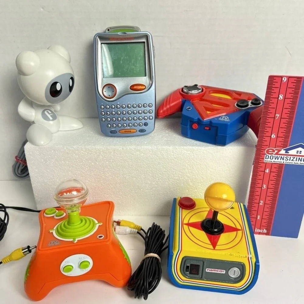 Lot Of 5 Retro Vintage Portable Handheld Video Games Jakks Pacific Plug & Play